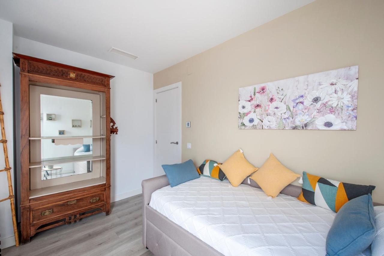 Casa Valentina: Confort Y Luz En Sevilla Centro Екстериор снимка